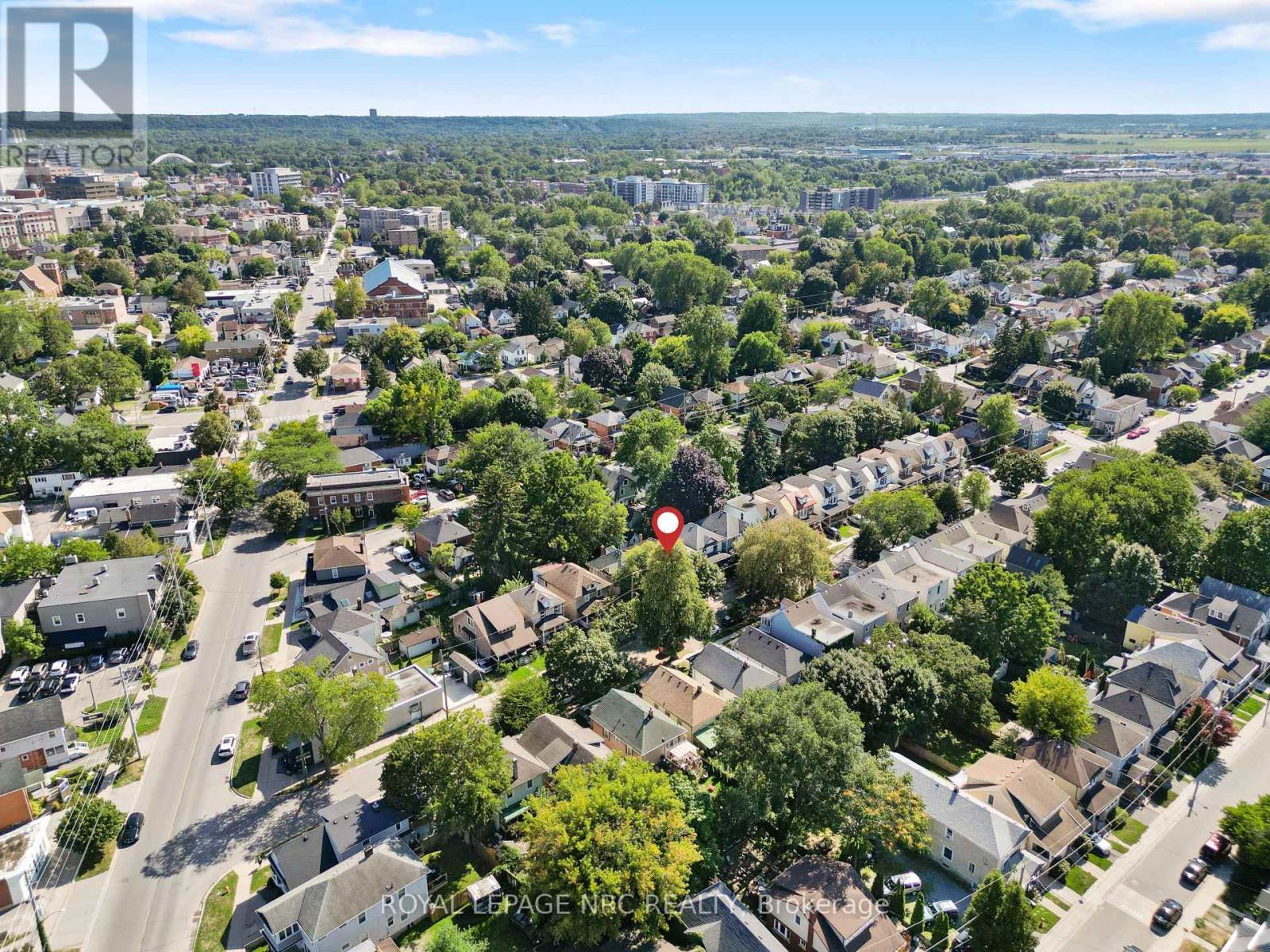 












90 CHAPLIN AVENUE

,
St. Catharines (Downtown),




Ontario
L2R2E7

