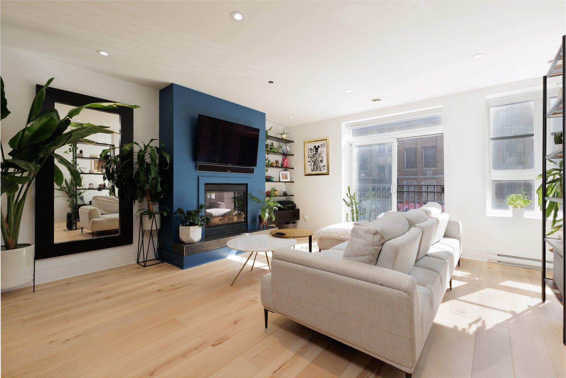 









4247


Rue Clark

, 203,
Montréal (Le Plateau-Mont-Royal),




QC
H2W1X2

