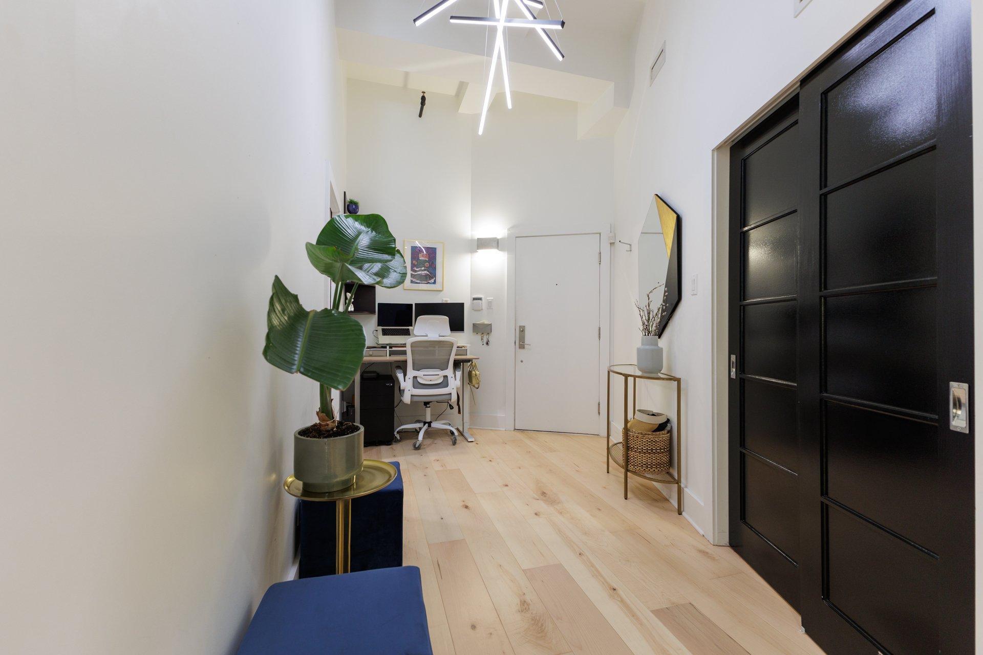









4247


Rue Clark

, 203,
Montréal (Le Plateau-Mont-Royal),




QC
H2W1X2

