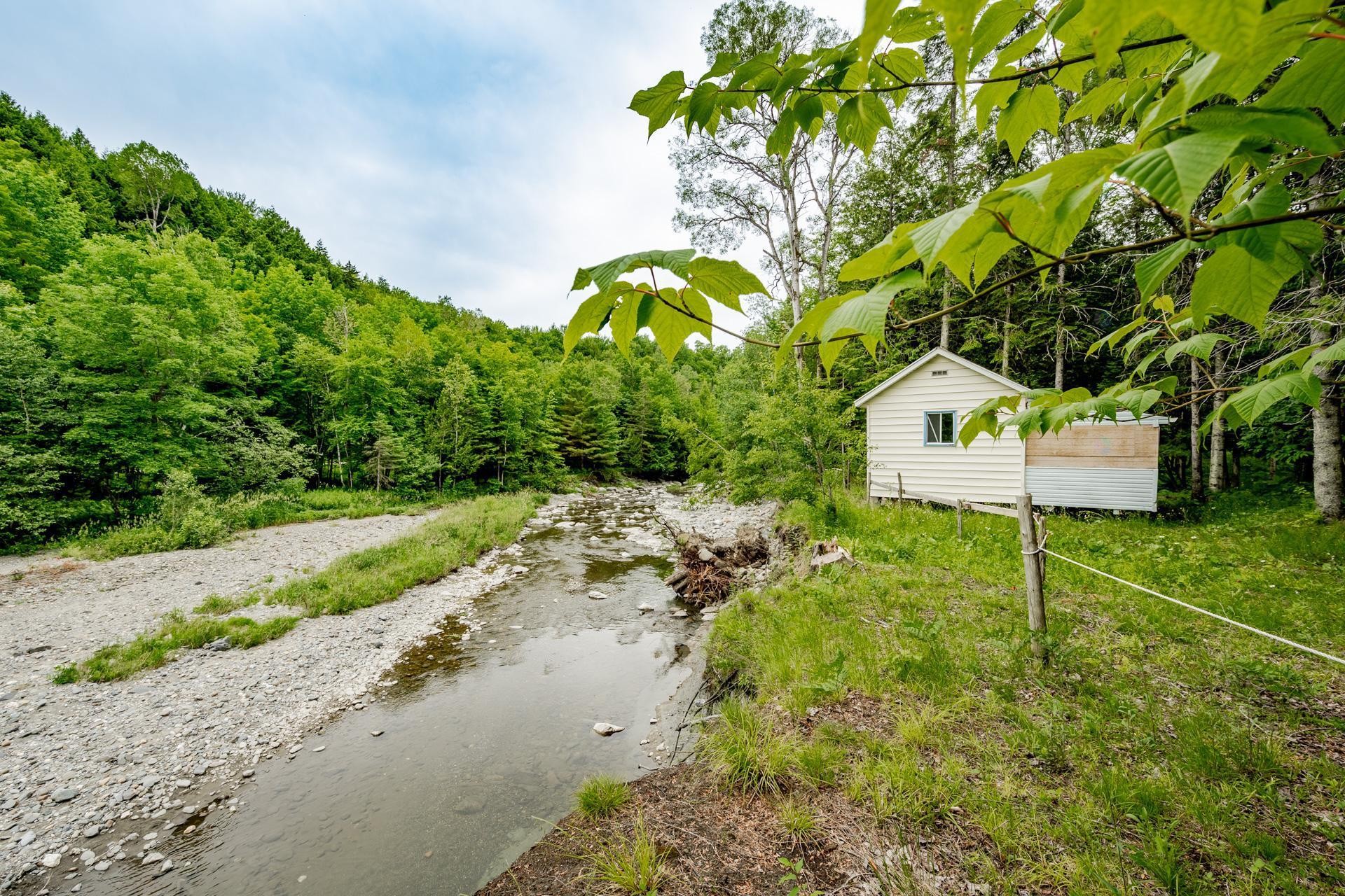 












Ch. de Hyatt's-Mills

,
Compton,







QC
J0B1L0

