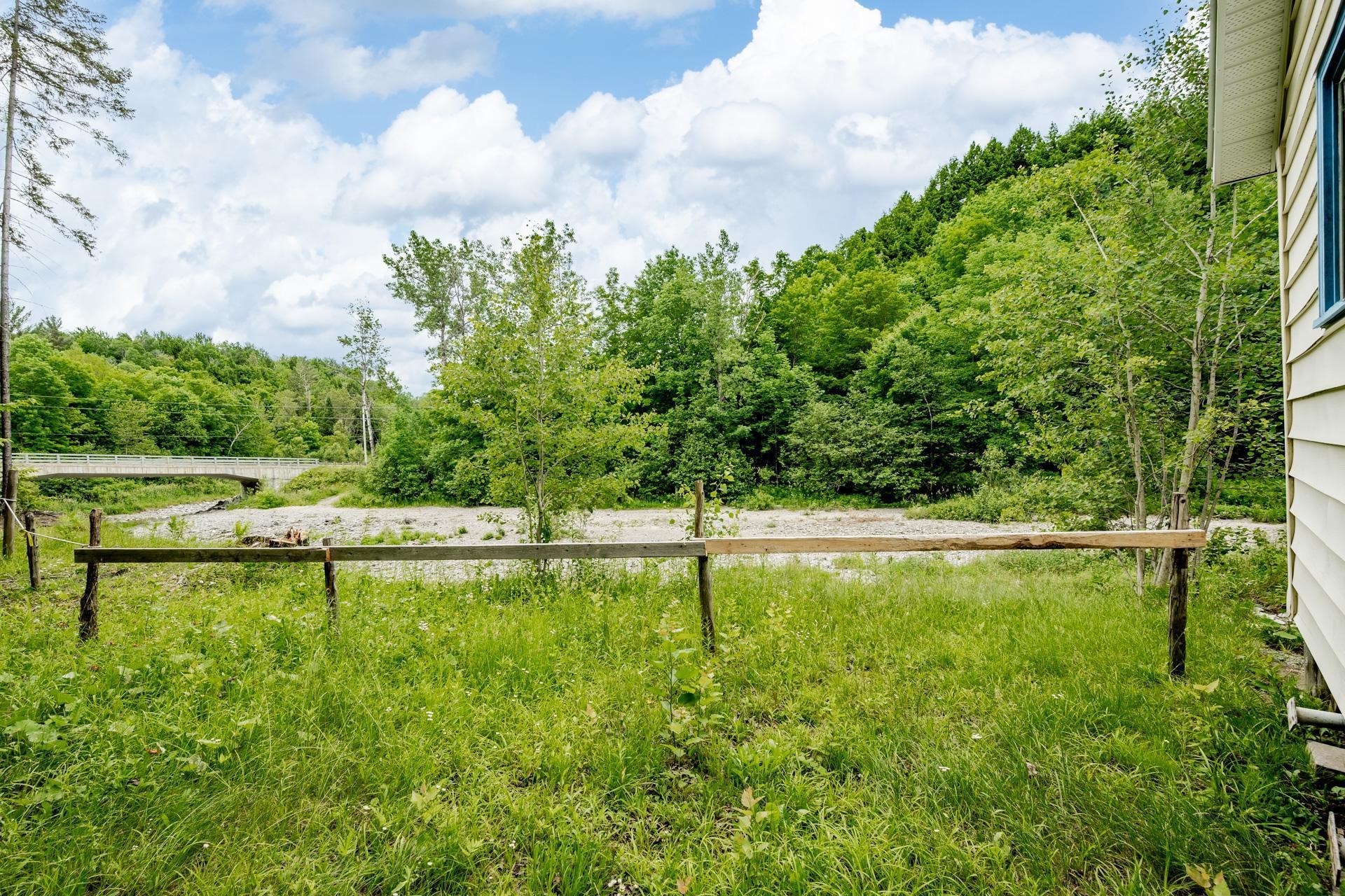 












Ch. de Hyatt's-Mills

,
Compton,







QC
J0B1L0

