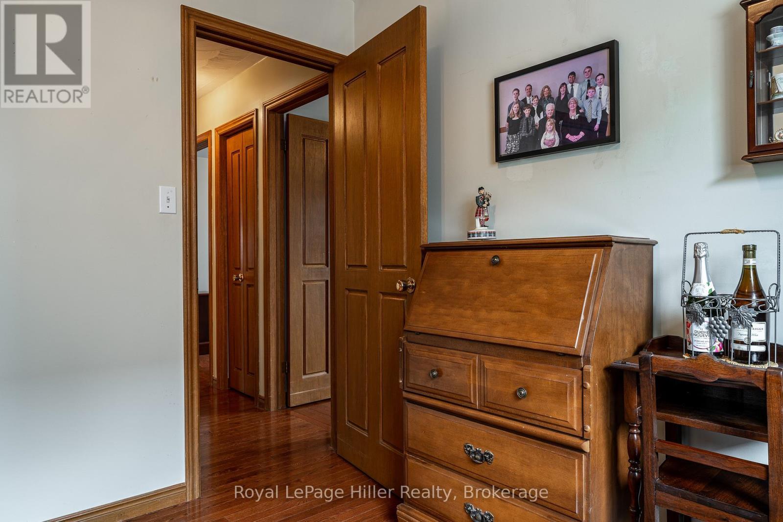 












291 JOHN STREET S

,
Stratford,




Ontario
N5A7T2

