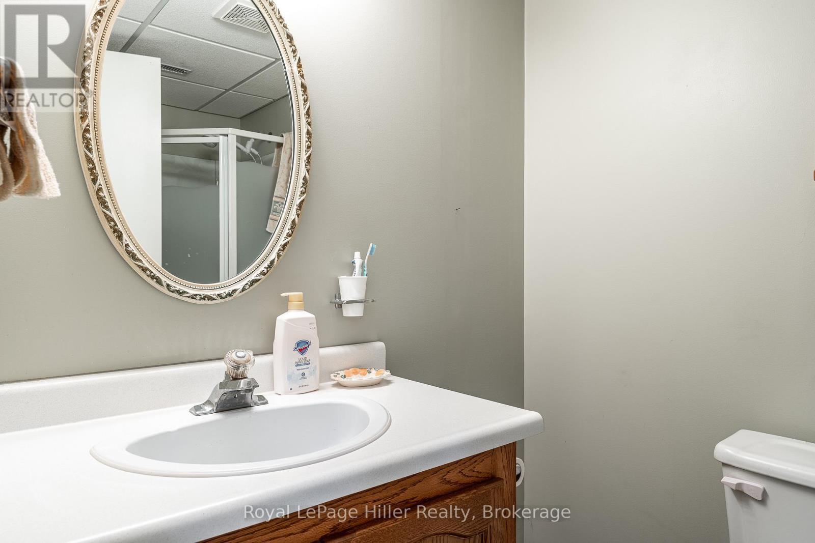 












291 JOHN STREET S

,
Stratford,




Ontario
N5A7T2

