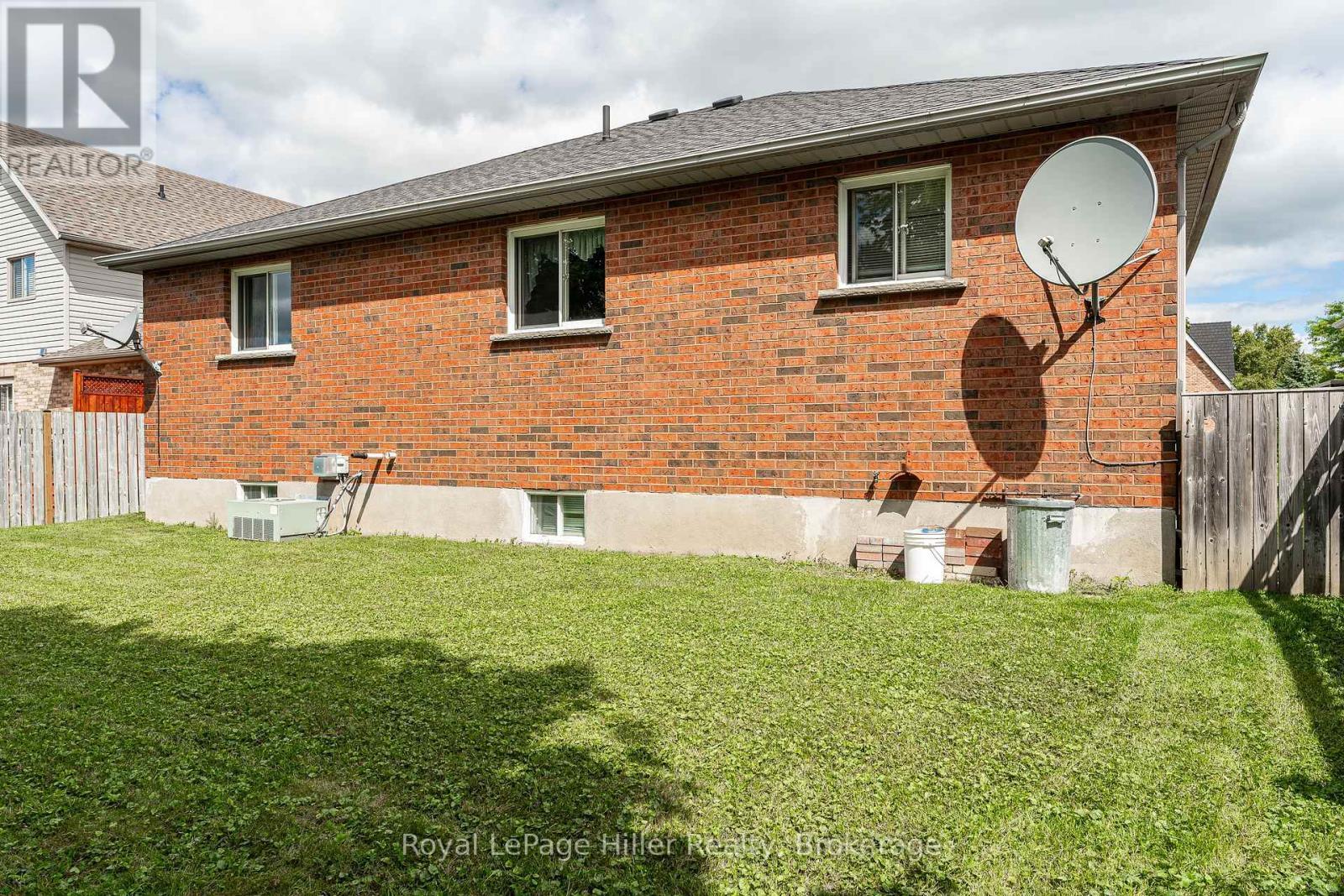 












291 JOHN STREET S

,
Stratford,




Ontario
N5A7T2

