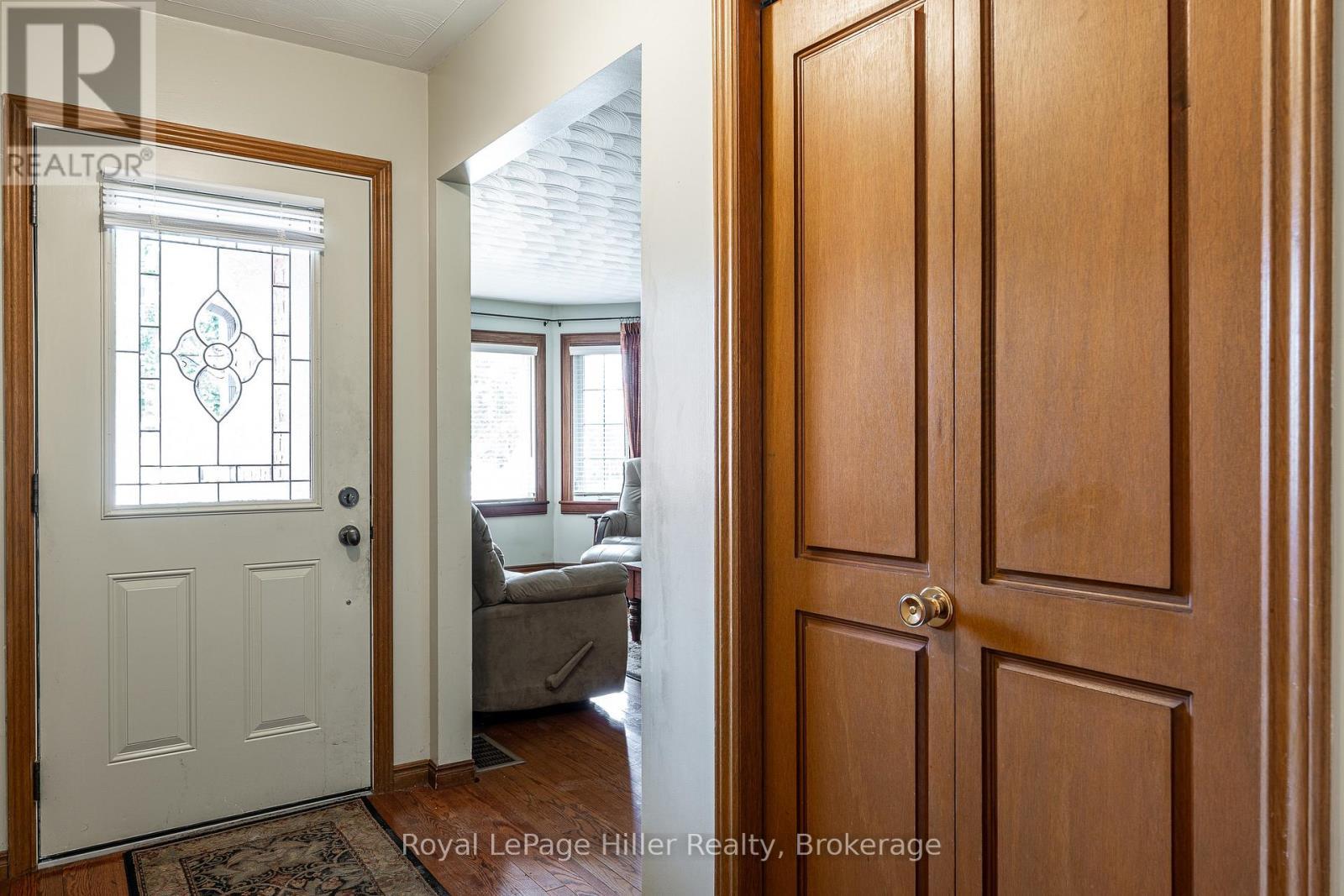 












291 JOHN STREET S

,
Stratford,




Ontario
N5A7T2

