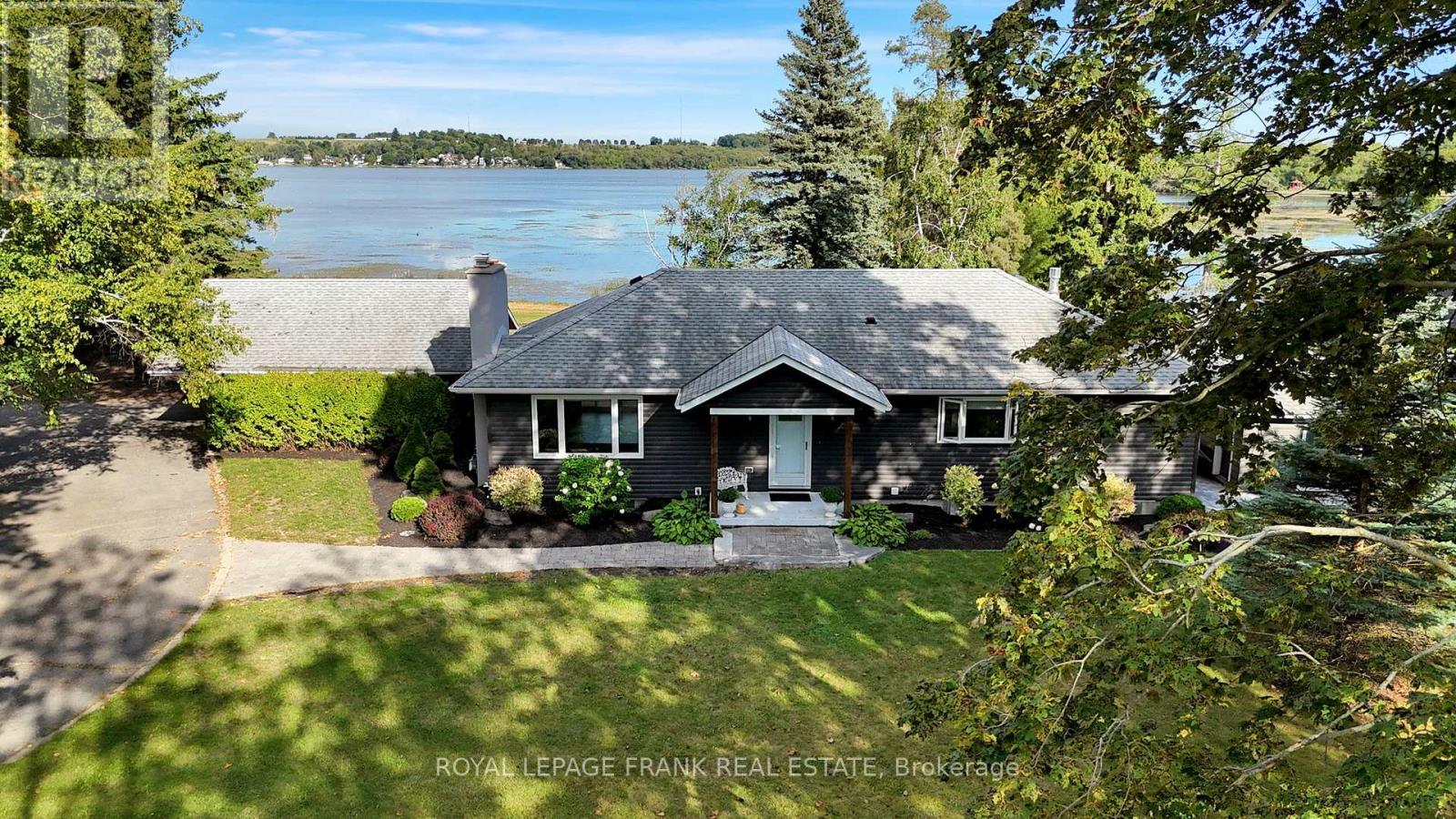 












230 BEECH STREET

,
Scugog (Port Perry),




Ontario
L9L1N6

