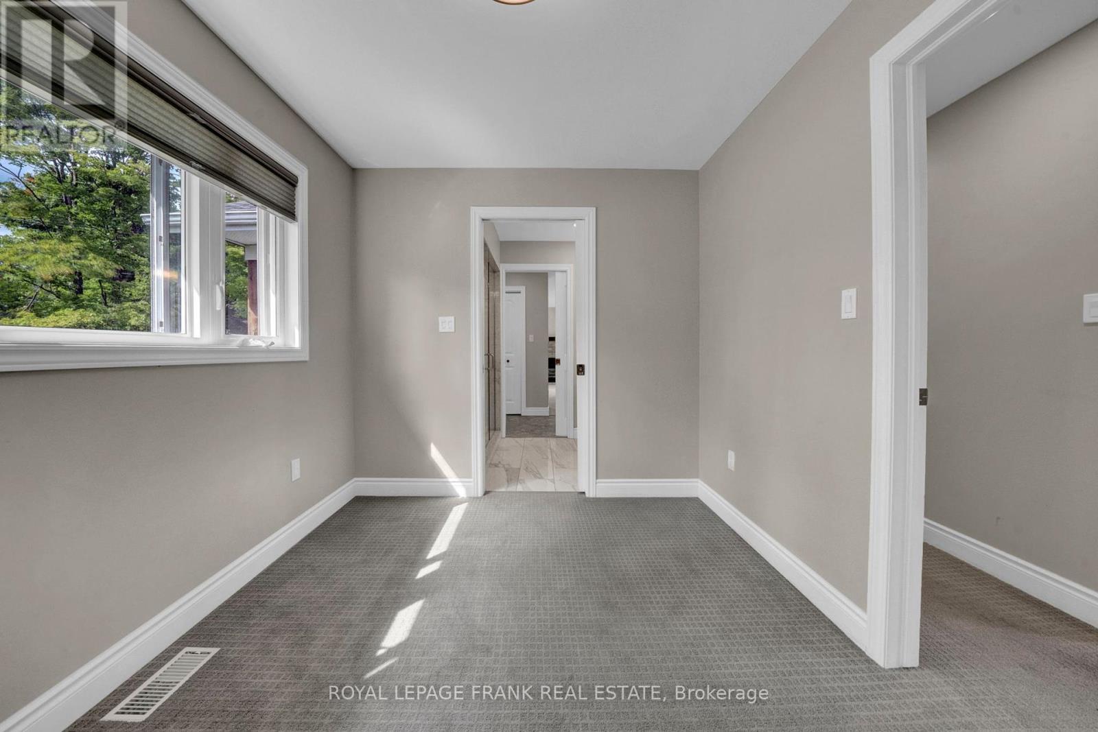 












230 BEECH STREET

,
Scugog (Port Perry),




Ontario
L9L1N6

