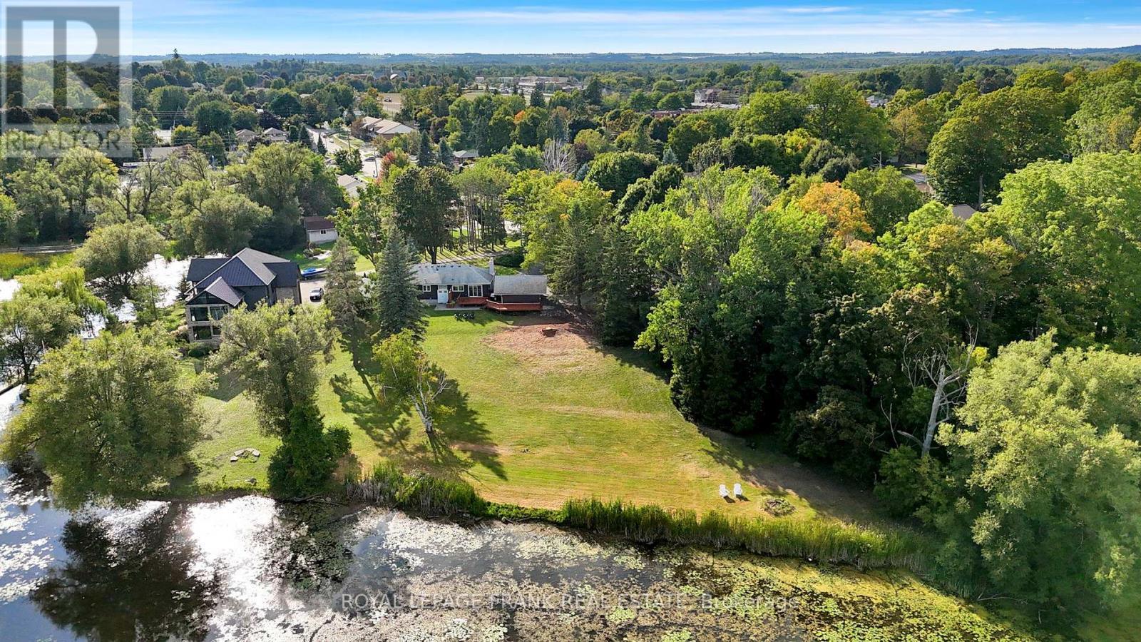 












230 BEECH STREET

,
Scugog (Port Perry),




Ontario
L9L1N6

