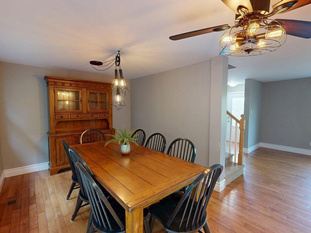 












18 Martin Lake Drive

,
Lake Echo,




NS
B3E 1B1

