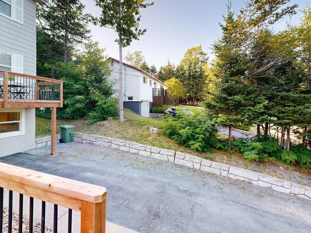 












18 Martin Lake Drive

,
Lake Echo,




NS
B3E 1B1

