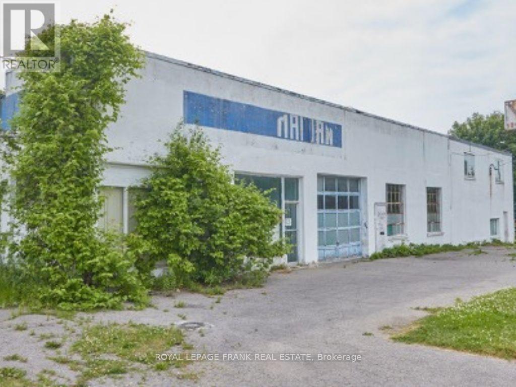 












349 KING STREET W

,
Oshawa (Vanier),




Ontario
L1J2J8

