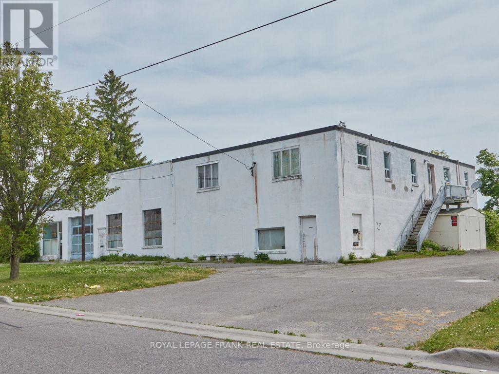 












349 KING STREET W

,
Oshawa (Vanier),




Ontario
L1J2J8

