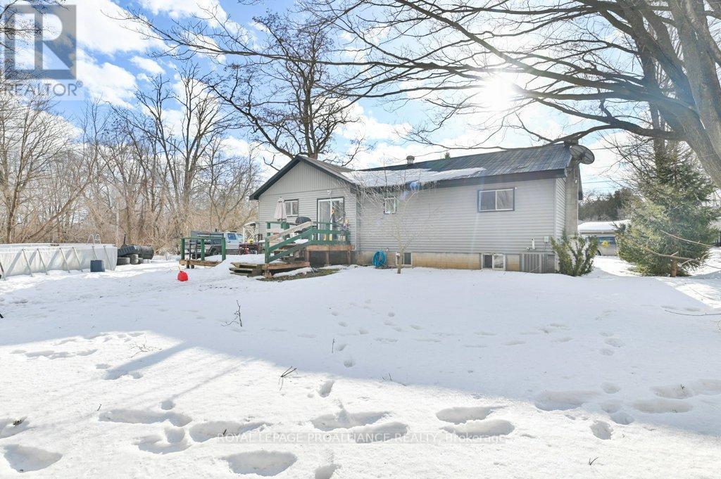 












27 THURLOW QUEEN STREET

,
Belleville (Thurlow Ward),




Ontario
K0K2V0

