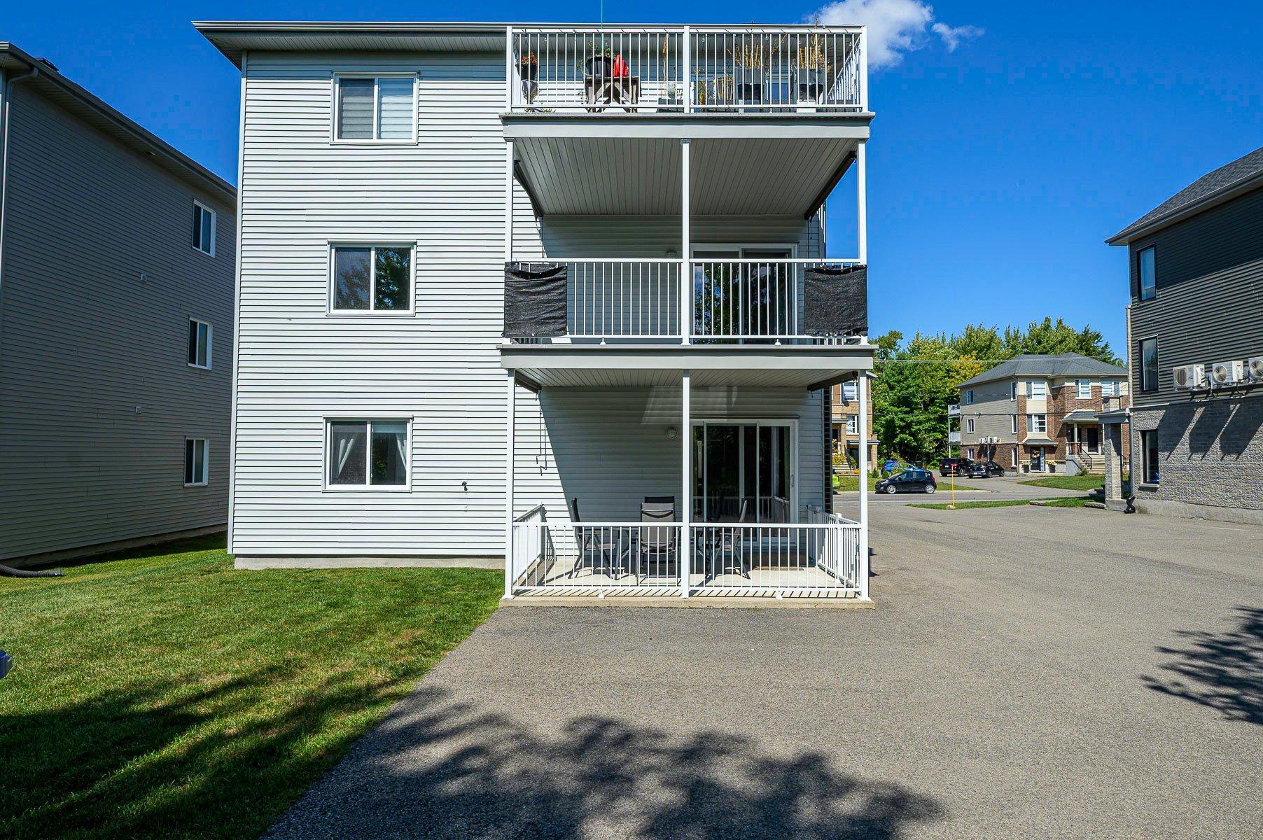 









9790


Rue Henri-Piché

,
Mirabel,




QC
J7N0N5

