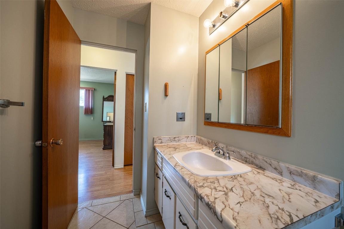 









4402


16

Avenue,
Vernon,




BC
V1T 6P4

