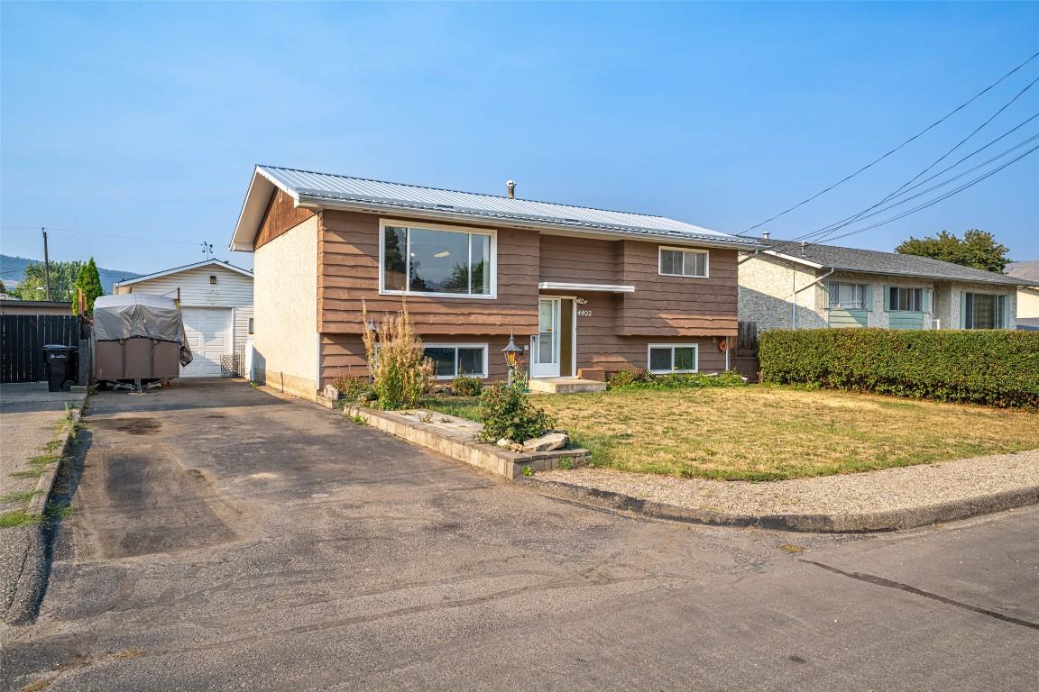 









4402


16

Avenue,
Vernon,




BC
V1T 6P4

