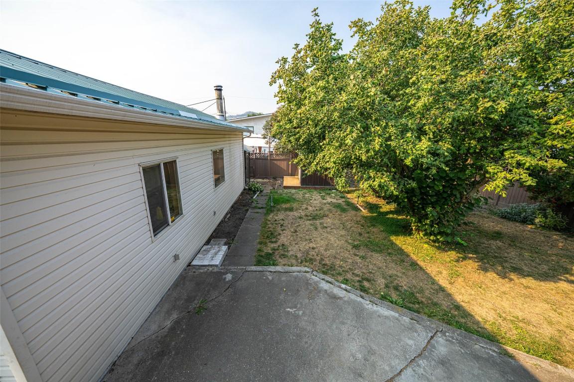 









4402


16

Avenue,
Vernon,




BC
V1T 6P4

