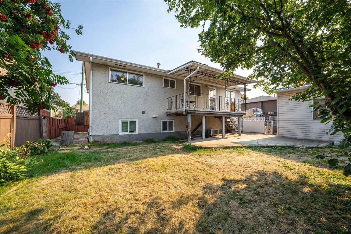 









4402


16

Avenue,
Vernon,




BC
V1T 6P4


