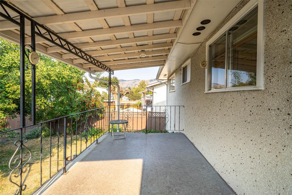 









4402


16

Avenue,
Vernon,




BC
V1T 6P4

