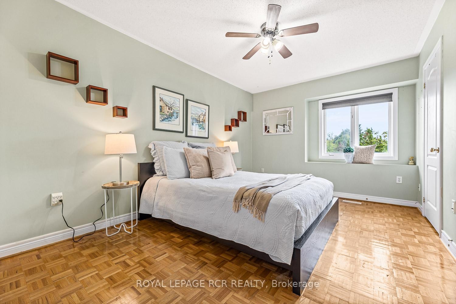 









198


Pressed Brick

Drive,
Brampton,




ON
L6V 4K7


