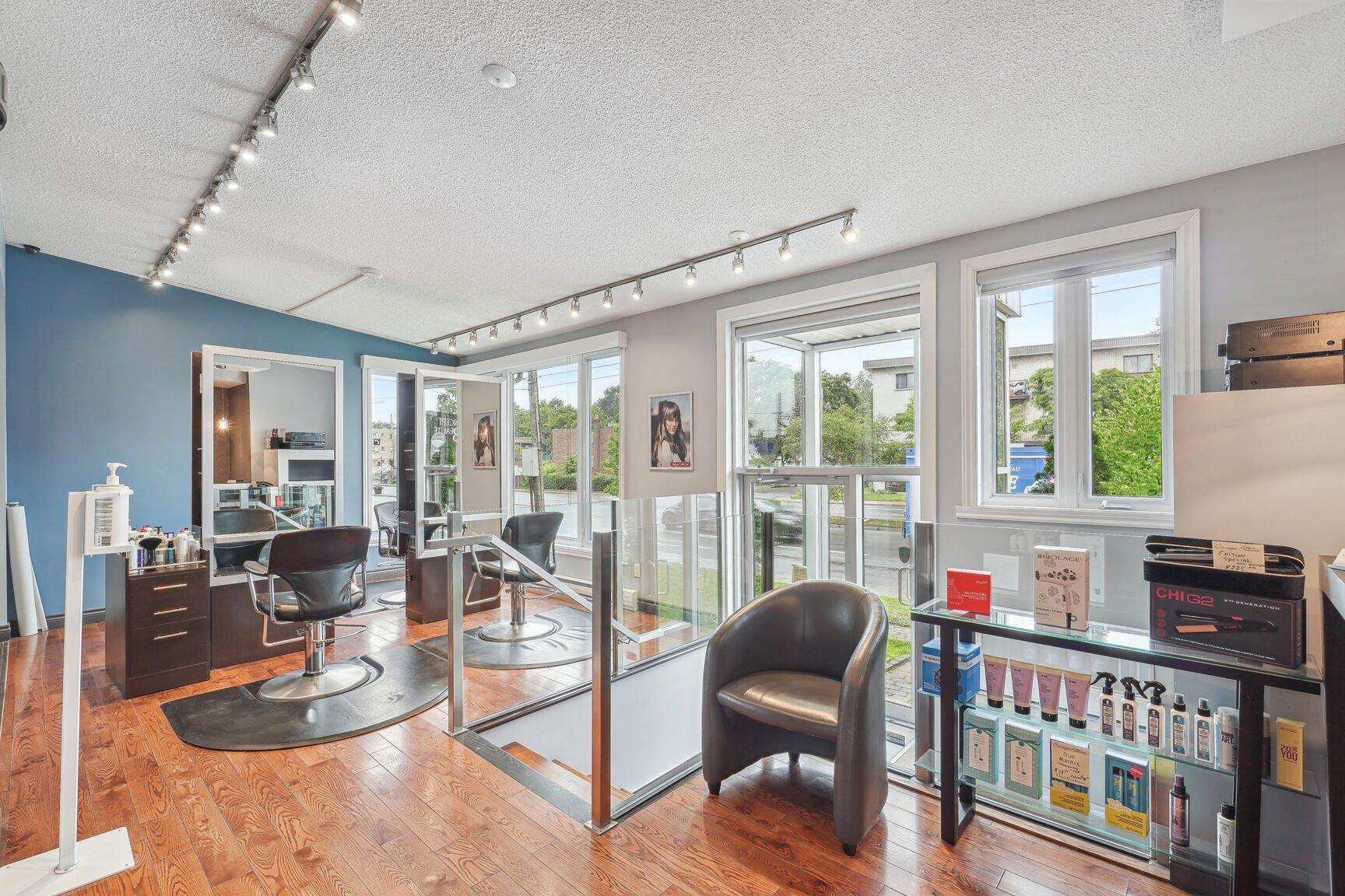 









5050


Boul. Henri-Bourassa E.

,
Montréal (Montréal-Nord),




QC
H1G2R9

