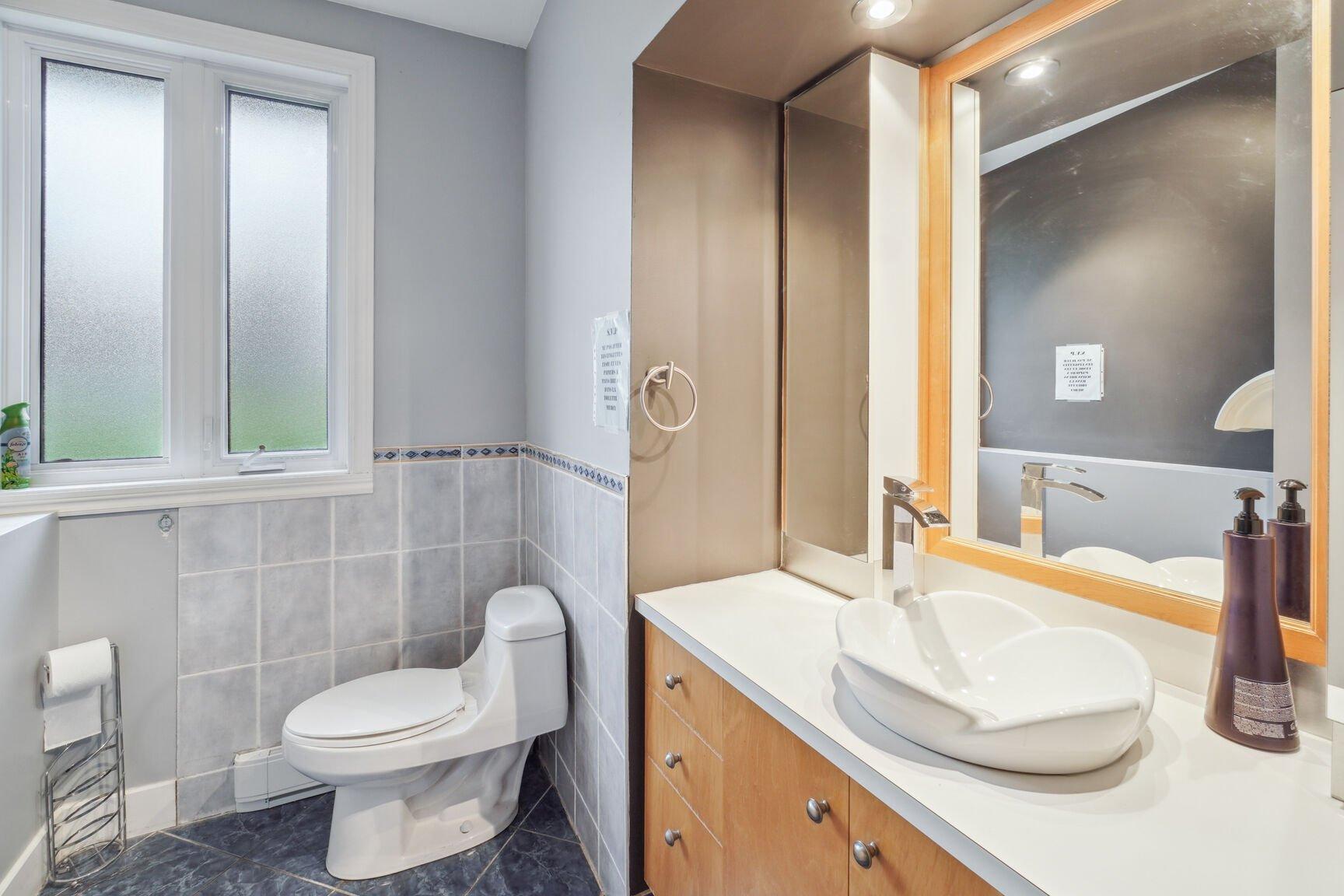 









5050


Boul. Henri-Bourassa E.

,
Montréal (Montréal-Nord),




QC
H1G2R9

