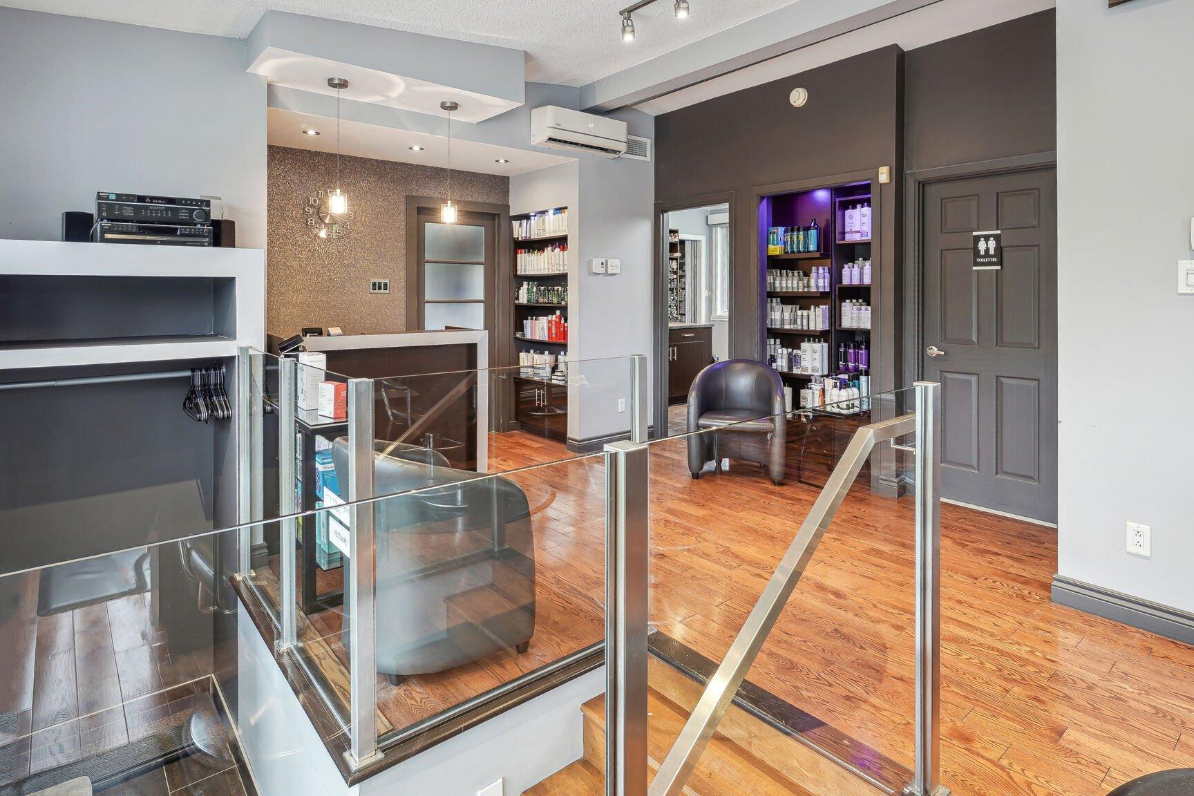 









5050


Boul. Henri-Bourassa E.

,
Montréal (Montréal-Nord),




QC
H1G2R9

