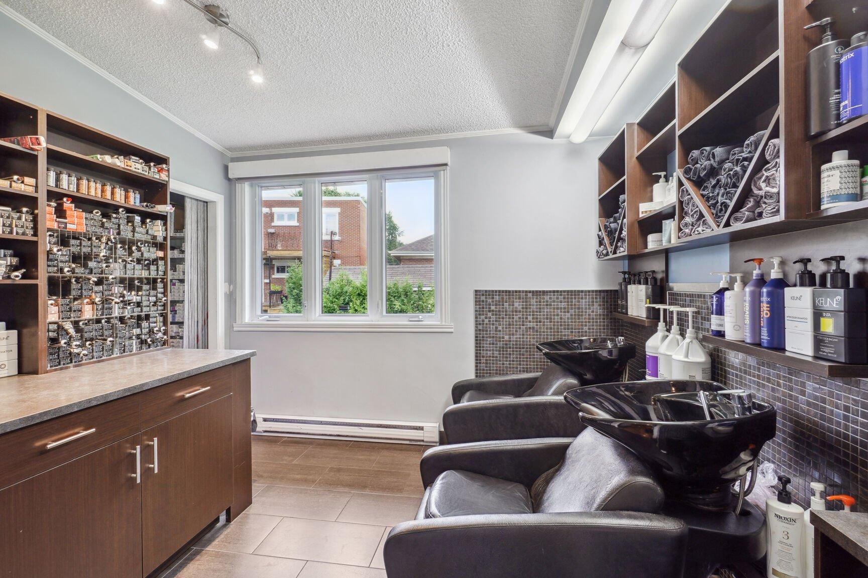 









5050


Boul. Henri-Bourassa E.

,
Montréal (Montréal-Nord),




QC
H1G2R9

