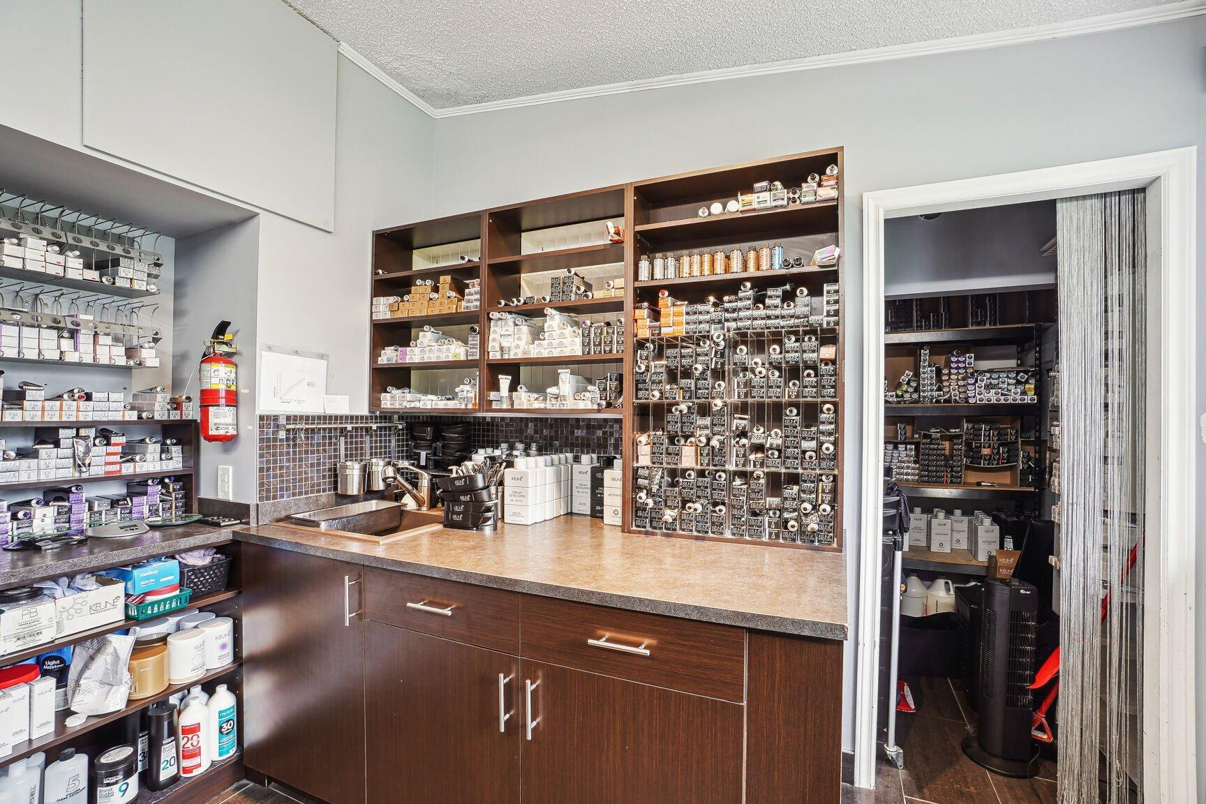 









5050


Boul. Henri-Bourassa E.

,
Montréal (Montréal-Nord),




QC
H1G2R9

