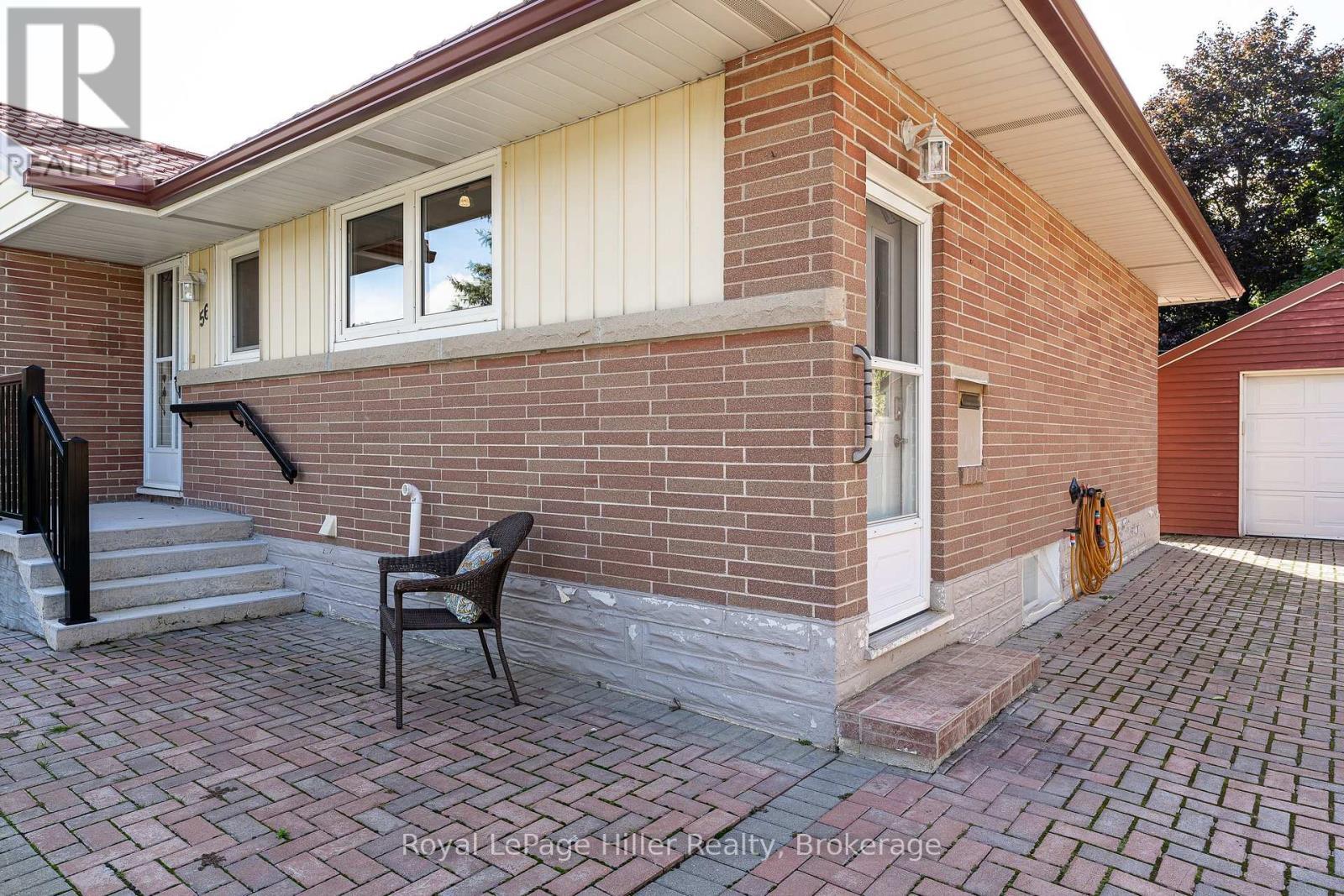 












56 GORDON STREET

,
Stratford,




Ontario
N5A4W3

