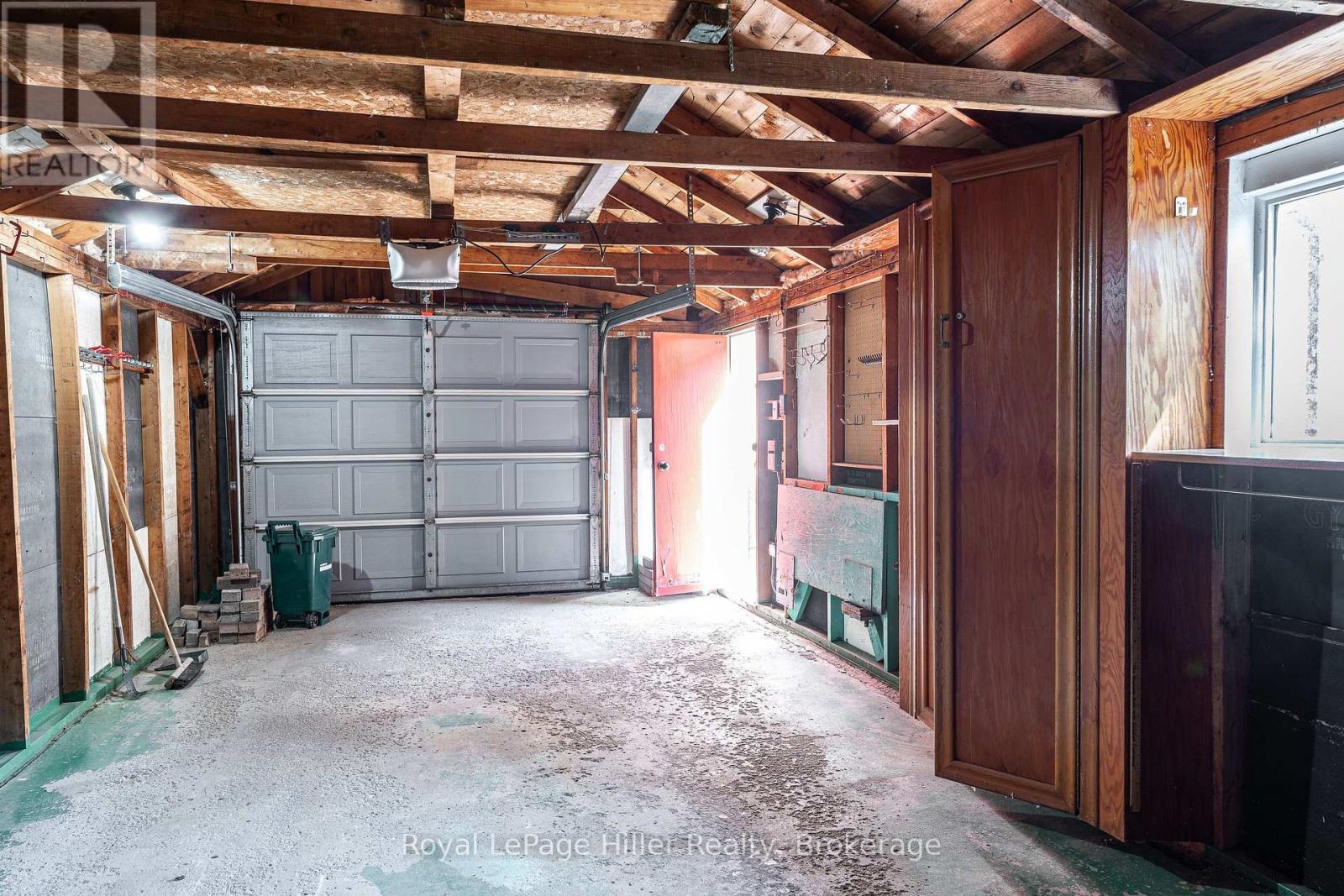 












56 GORDON STREET

,
Stratford,




Ontario
N5A4W3

