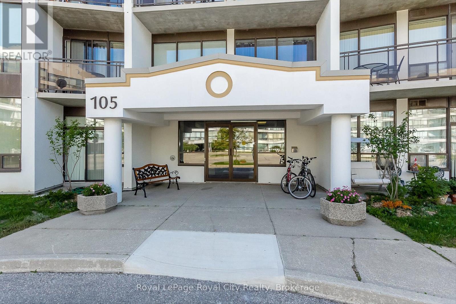 












403 - 105 BAGOT STREET

,
Guelph (Junction/Onward Willow),




Ontario
N1H8H4

