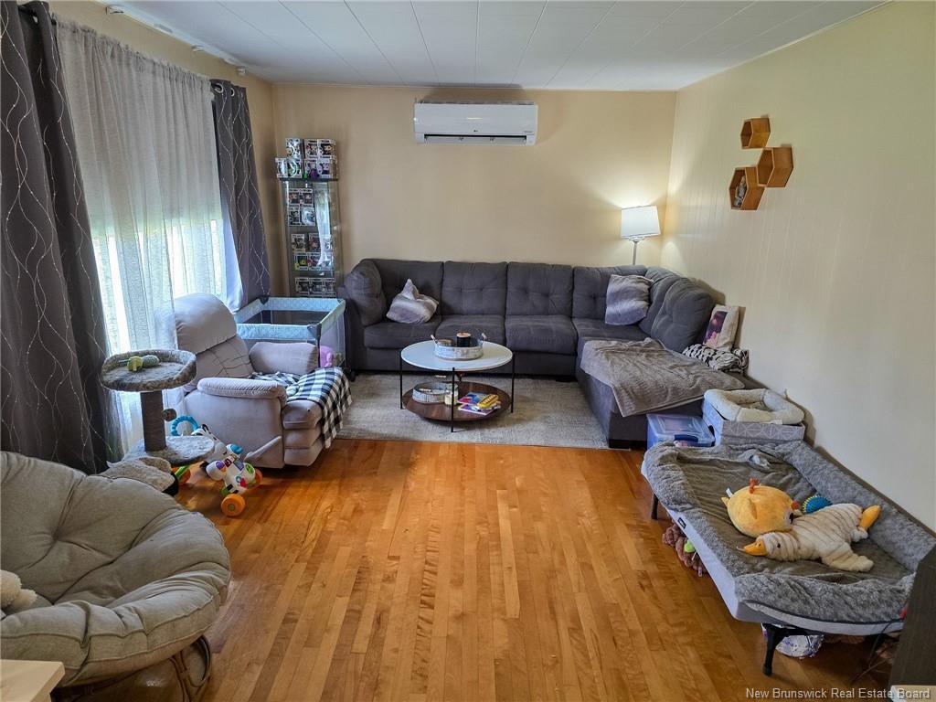 









231


Principale

ST,
Eel River Crossing,




NB
E8E 1S4

