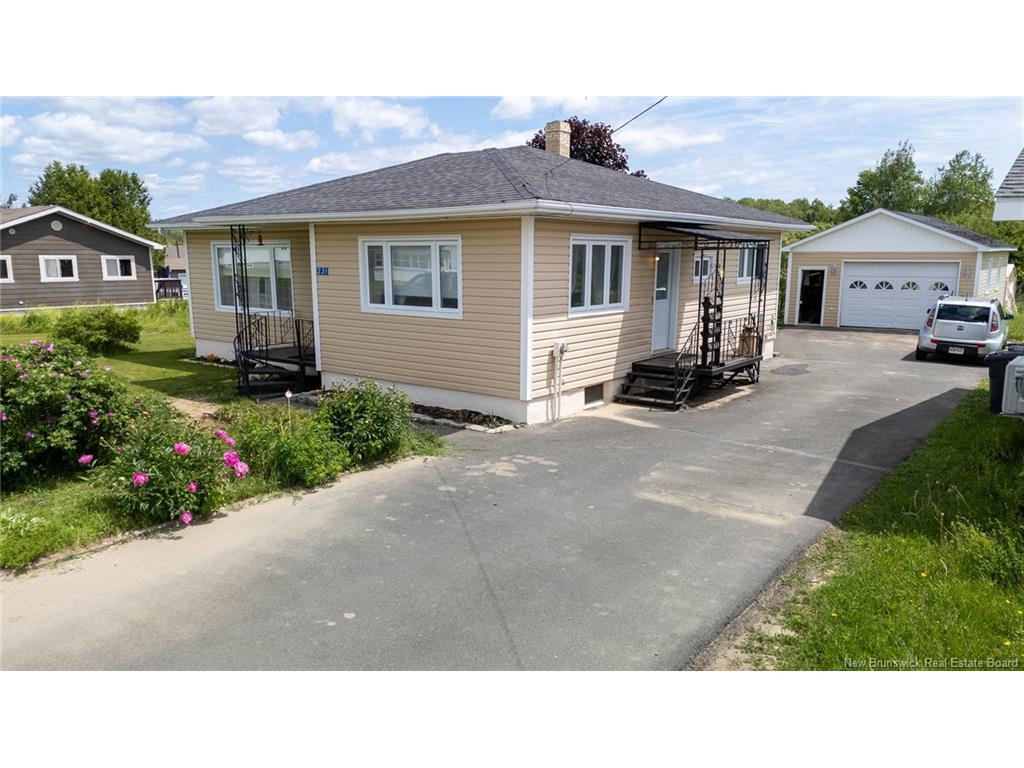 









231


Principale

ST,
Eel River Crossing,




NB
E8E 1S4

