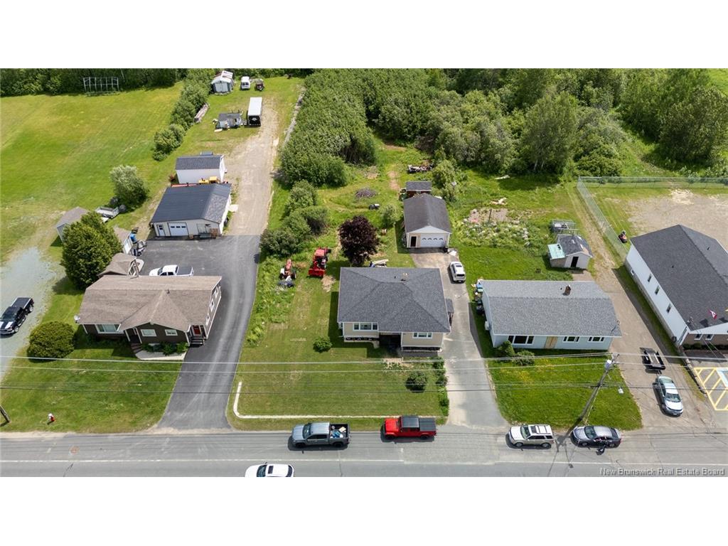 









231


Principale

ST,
Eel River Crossing,




NB
E8E 1S4

