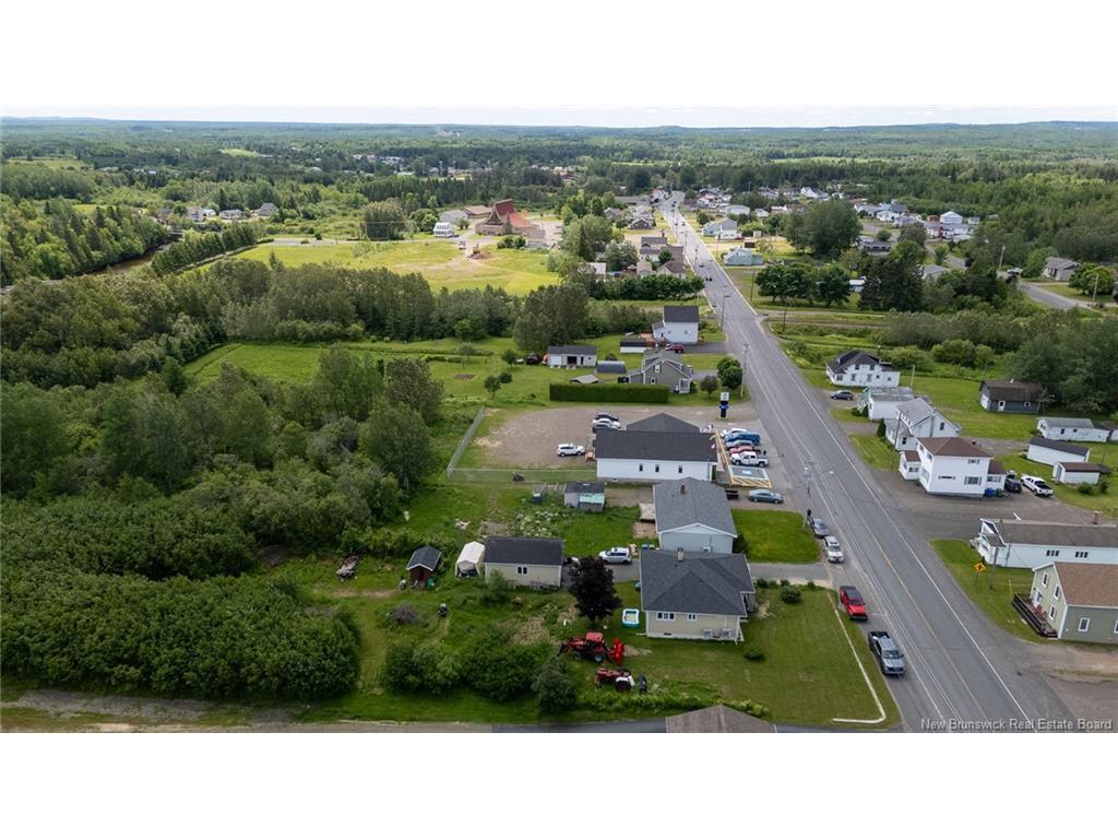 









231


Principale

ST,
Eel River Crossing,




NB
E8E 1S4

