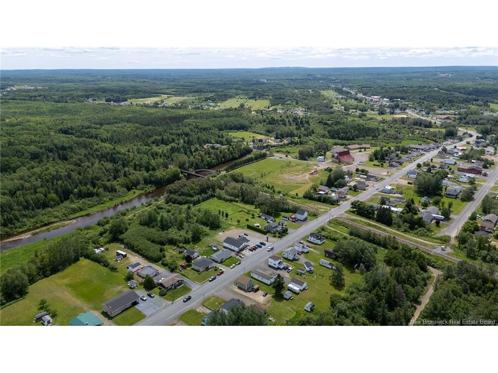 









231


Principale

ST,
Eel River Crossing,




NB
E8E 1S4

