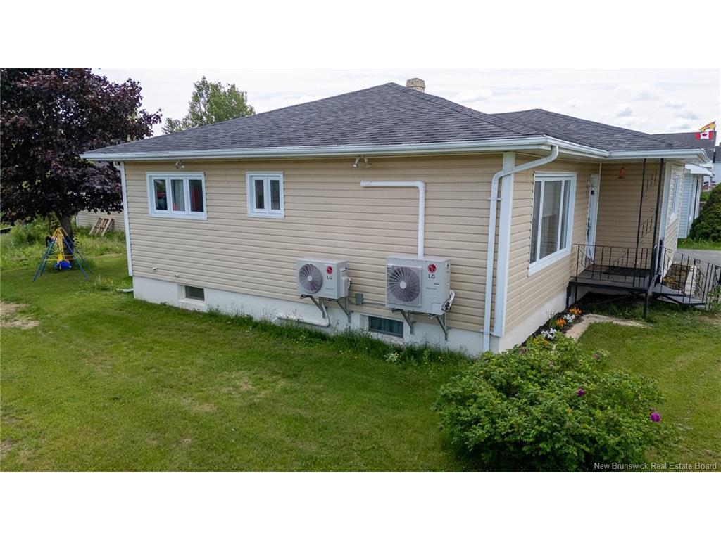 









231


Principale

ST,
Eel River Crossing,




NB
E8E 1S4

