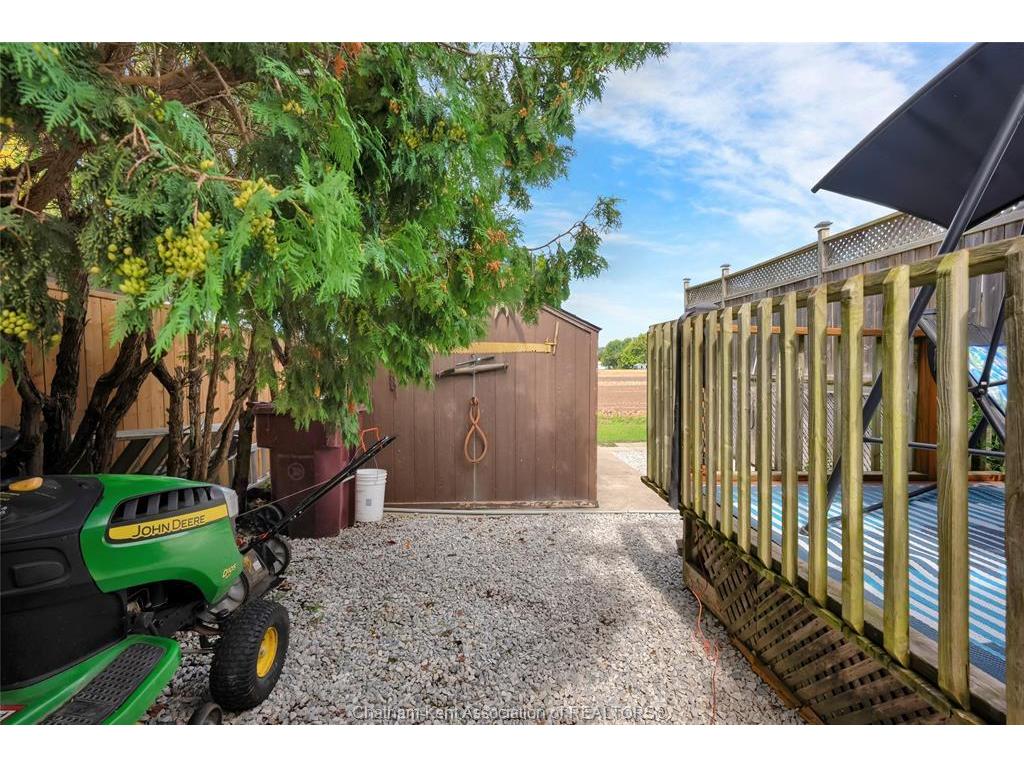 









4027


Tecumseh

Line,
Tilbury,




ON
N0P 2L0

