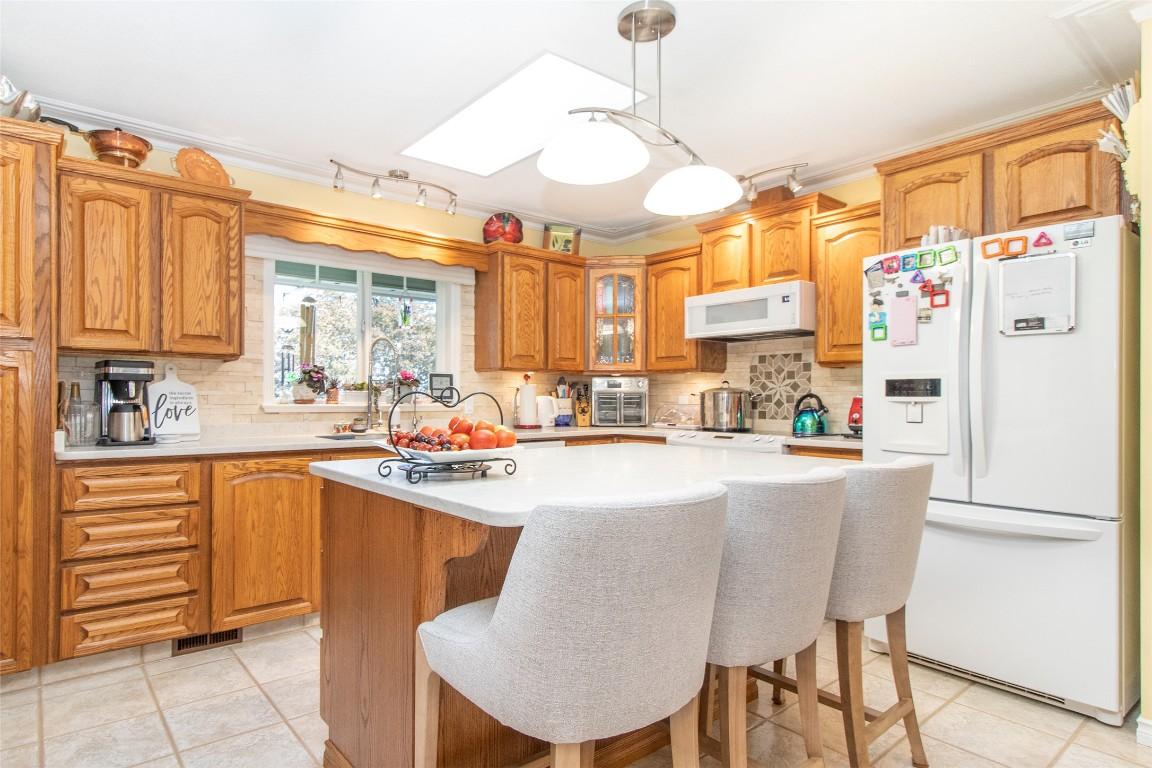 









3723


Salloum

Road,
West Kelowna,




BC
V4T 1E4

