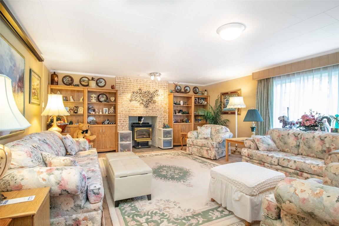 









3723


Salloum

Road,
West Kelowna,




BC
V4T 1E4

