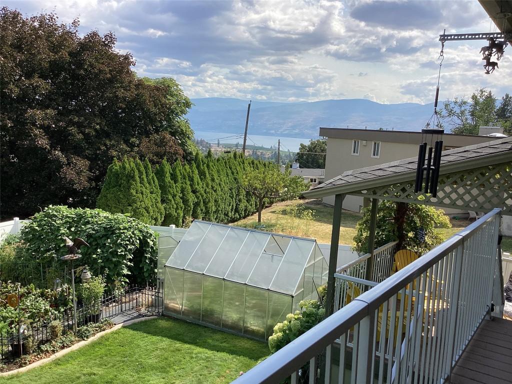









3723


Salloum

Road,
West Kelowna,




BC
V4T 1E4

