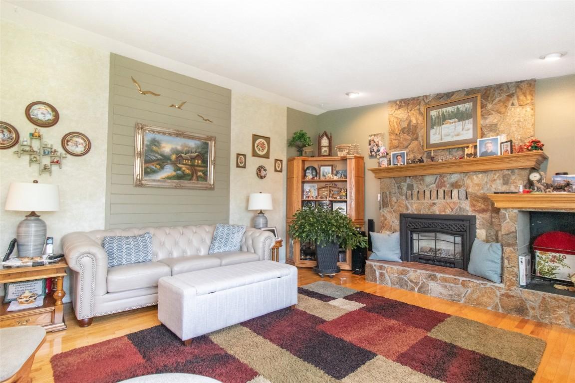 









3723


Salloum

Road,
West Kelowna,




BC
V4T 1E4

