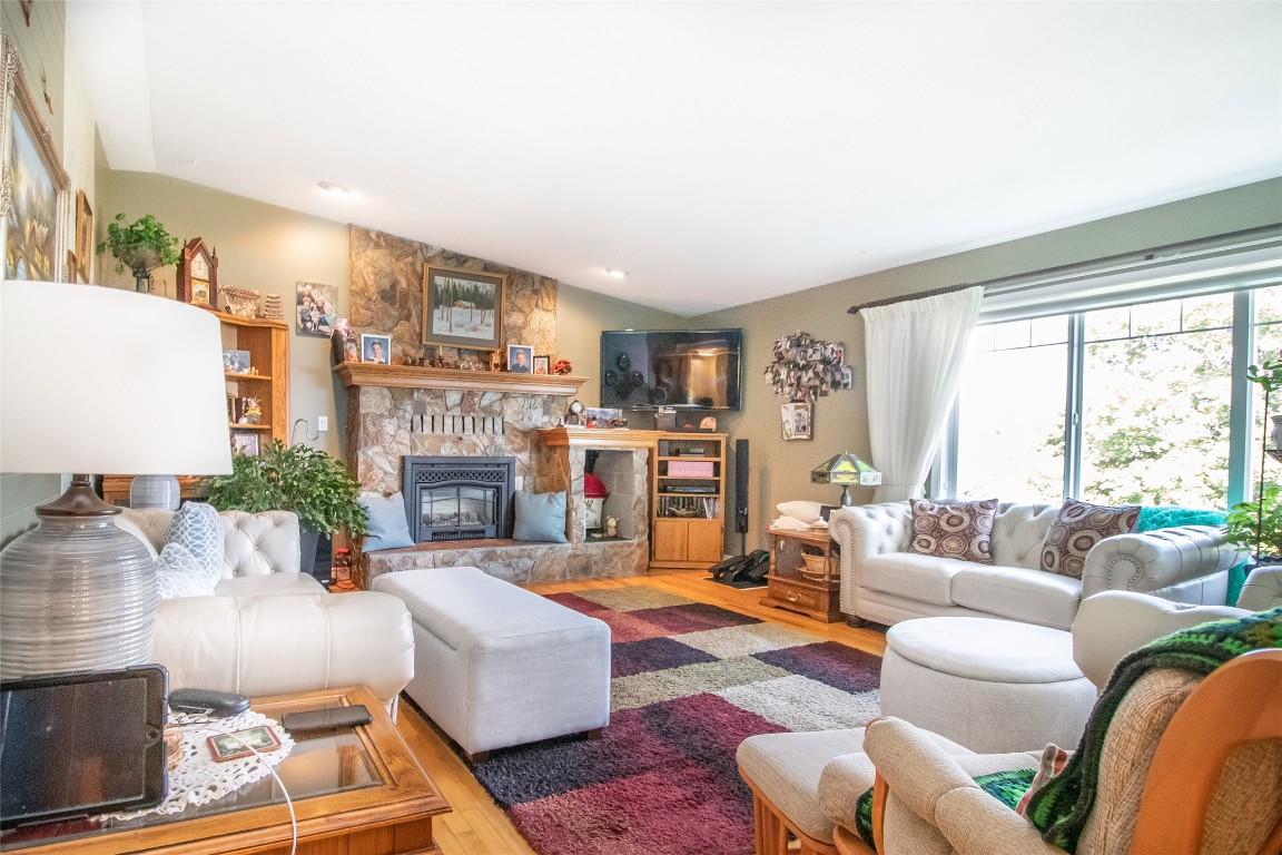 









3723


Salloum

Road,
West Kelowna,




BC
V4T 1E4

