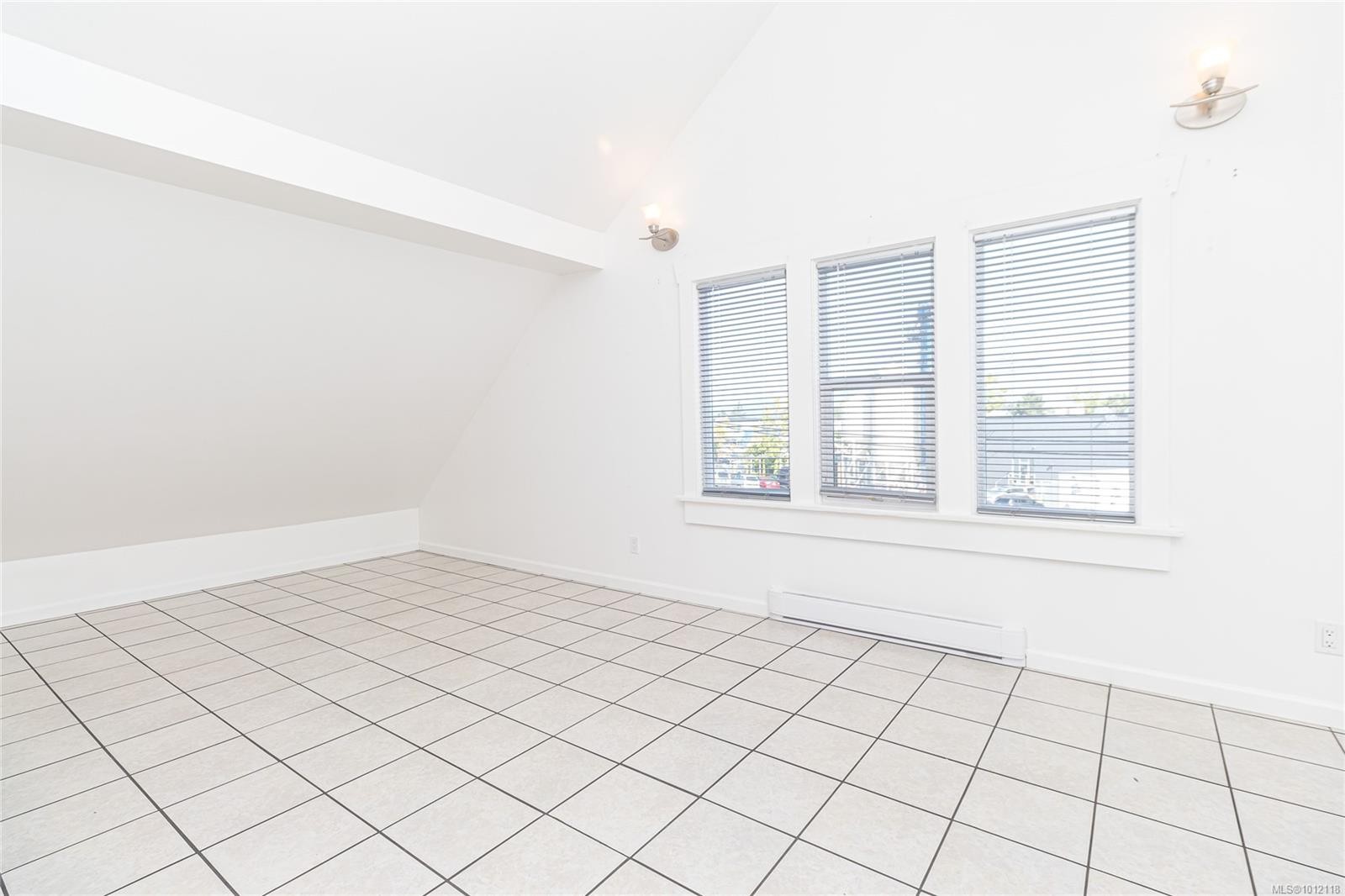 









841


Viewfield

Rd,
Esquimalt,




BC
V9A 4V2

