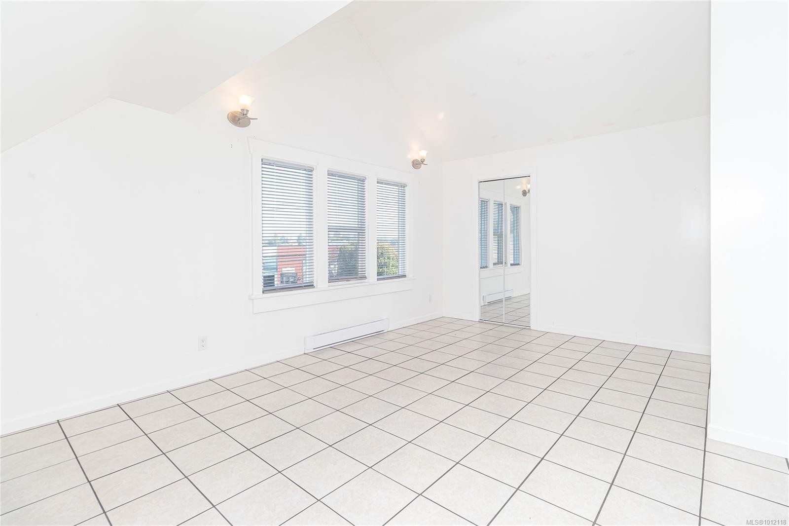 









841


Viewfield

Rd,
Esquimalt,




BC
V9A 4V2

