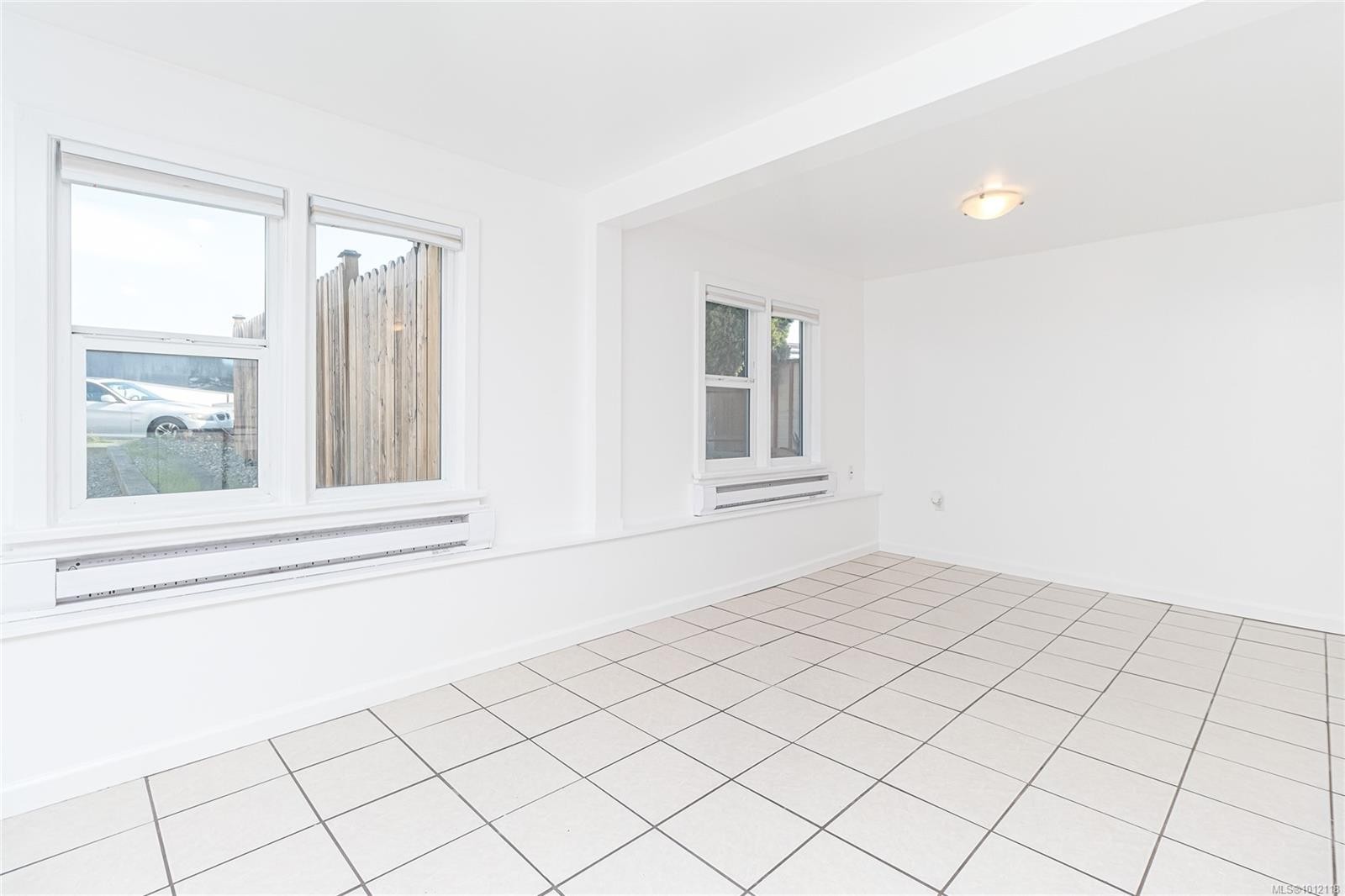









841


Viewfield

Rd,
Esquimalt,




BC
V9A 4V2

