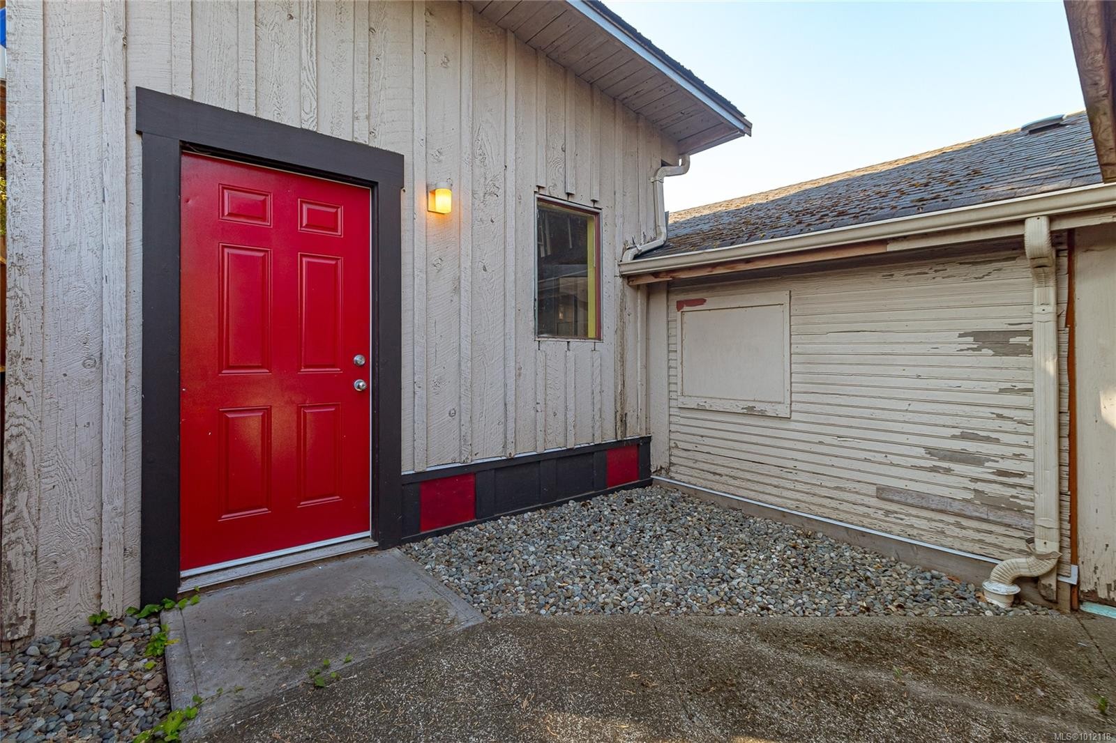 









841


Viewfield

Rd,
Esquimalt,




BC
V9A 4V2

