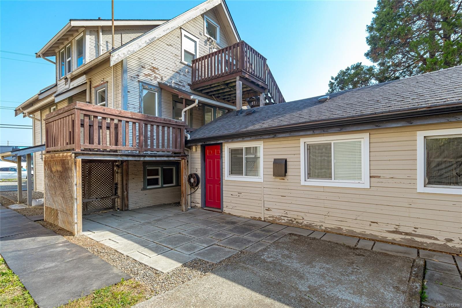 









841


Viewfield

Rd,
Esquimalt,




BC
V9A 4V2

