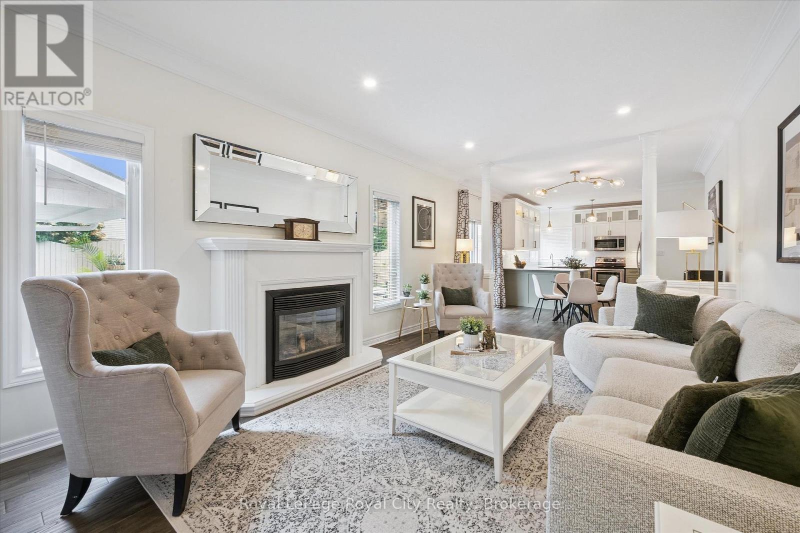 












279 FARLEY DRIVE

,
Guelph (Pineridge/Westminster Woods),




Ontario
N1L1N6

